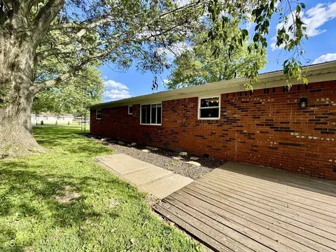 3886 E Carol Ct, Columbus, IN 47203 photo 36