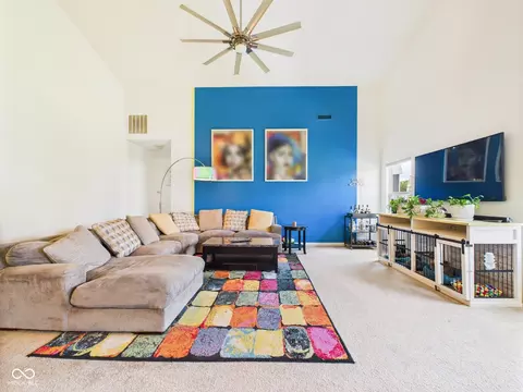 Living - 1666 Huntzinger Blvd, Pendleton, IN 46064 photo 1 of 3