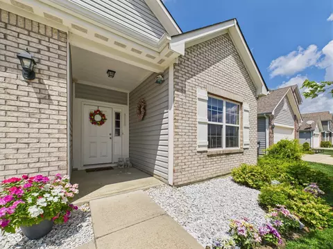 Exterior - 1666 Huntzinger Blvd, Pendleton, IN 46064 photo 4 of 7