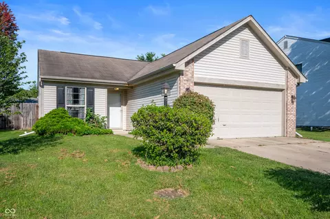 6832 Raritan Dr, Indianapolis, IN 46221