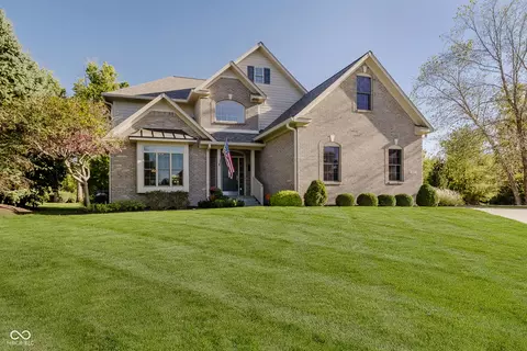 2661 Waldon Ct, Greenwood, IN 46143
