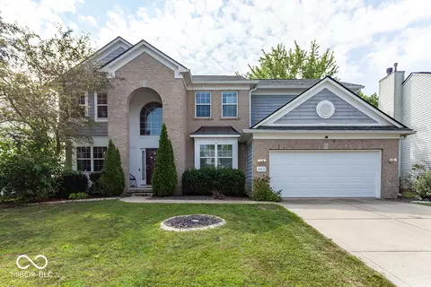5965 Mill Oak Dr, Noblesville, IN 46062