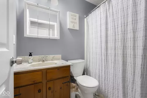 Bath - 131 Brookside Dr, Hope, IN 47246 photo 2 of 2