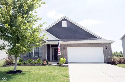 6125 N Cedarwood Dr, Mccordsville, IN 46055