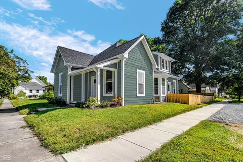 1098 S 11th St, Noblesville, IN 46060