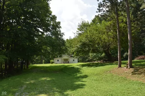 1715 Orchard Hills Rd, Martinsville, IN 46151