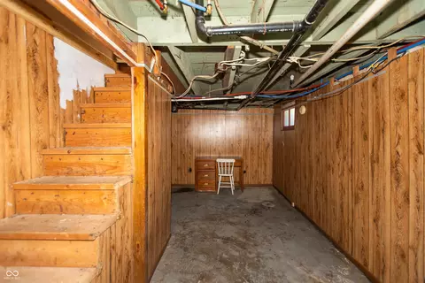2204 Maple St, Columbus, IN 47201 photo 17