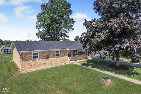 1840 Lynn Dr, Martinsville, IN 46151