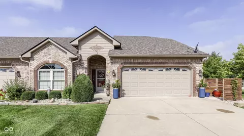 7804 Rosa Dr, Indianapolis, IN 46237