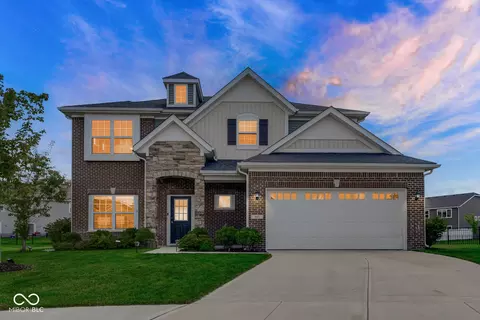 885 Copper Hill Ct, Carmel, IN 46074