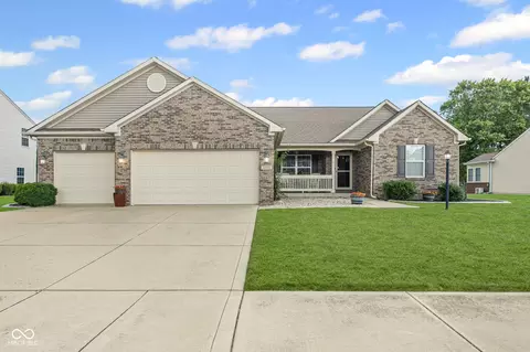 6896 Wilmot Ln, Avon, IN 46123