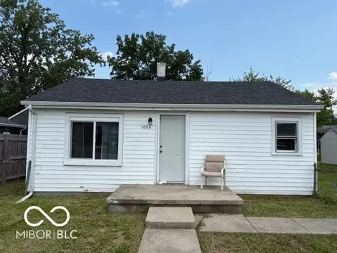 1608 N Macedonia Ave, Muncie, IN 47303