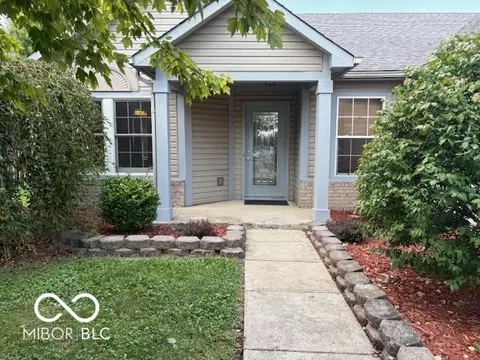 1192 Jasmine Dr, Greenfield, IN 46140