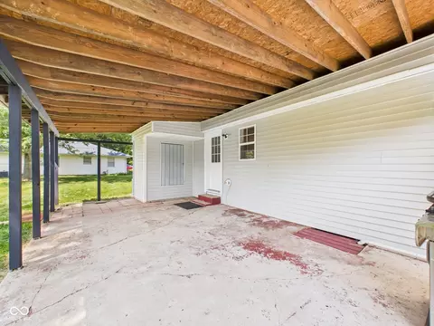 Exterior - 2017 W Us Highway 36, Pendleton, IN 46064 photo 4 of 8
