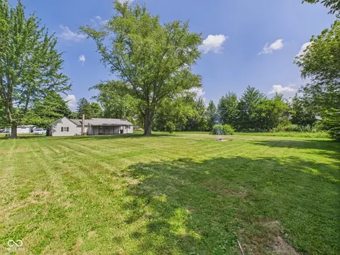 Exterior - 2017 W Us Highway 36, Pendleton, IN 46064 photo 6 of 8