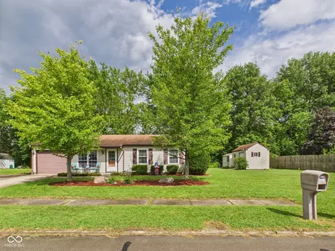 1914 E Balsam Ct, Anderson, IN 46011