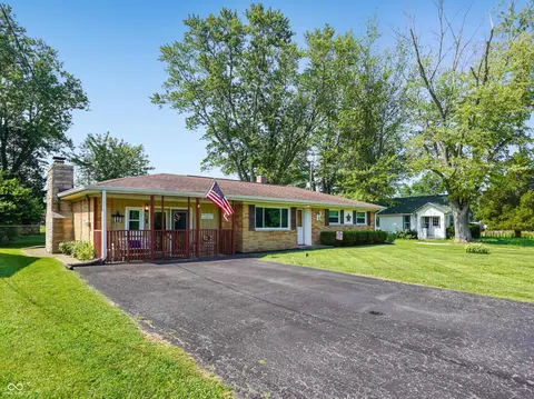 95 W County Line Rd, Mooresville, IN 46158