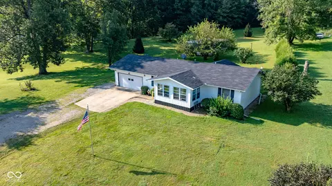 1518 Riddle Rd, Spencer, IN 47460