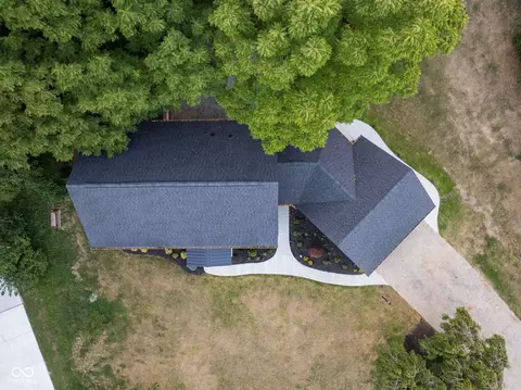 View/Area - 12 Maplecrest Dr, Carmel, IN 46033 photo 2 of 10