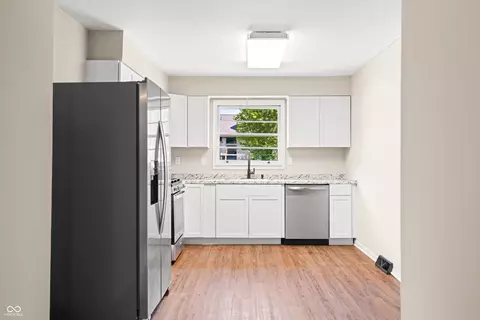 Kitchen - 2230 Sims Dr, Columbus, IN 47203 photo 1 of 5