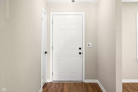 Entry Way - 2230 Sims Dr, Columbus, IN 47203 photo 1 of 4