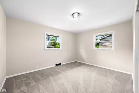 Bedroom - 2230 Sims Dr, Columbus, IN 47203 photo 1 of 4