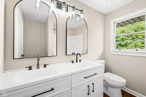 Bath - 2230 Sims Dr, Columbus, IN 47203 photo 1 of 3