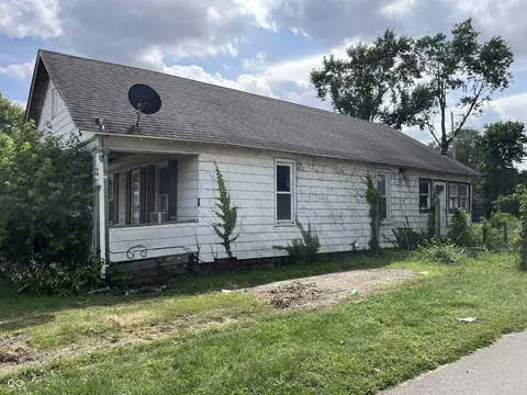 2601 Jackson St, Anderson, IN 46016