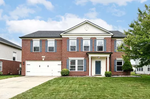 5732 N Rockingham Ln, Mccordsville, IN 46055
