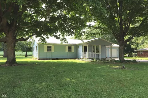 115 E Valley Dr, New Ross, IN 47968