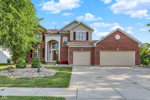 8416 Providence Dr, Fishers, IN 46038