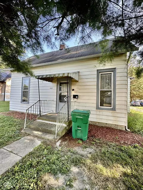 2221 Spring St, New Castle, IN 47362