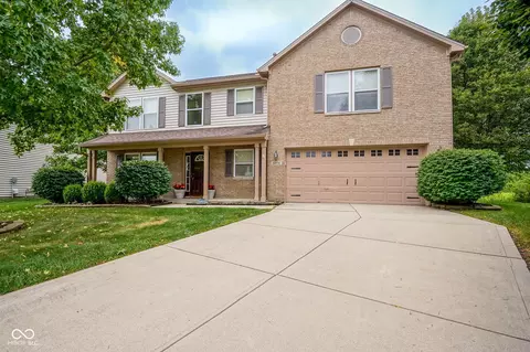 8872 Coldwater Cir, Mccordsville, IN 46055