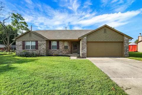 7218 Wet Rock Ct, Indianapolis, IN 46236