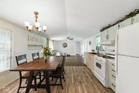 404 E Pike St, Kirklin, IN 46050 photo 12
