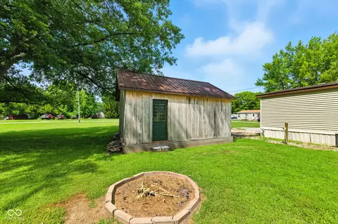 404 E Pike St, Kirklin, IN 46050 photo 25