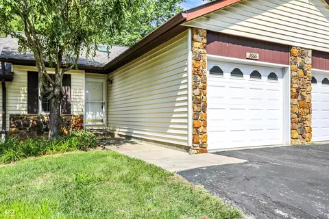 3866 S Laurel Ct, Bloomington, IN 47401