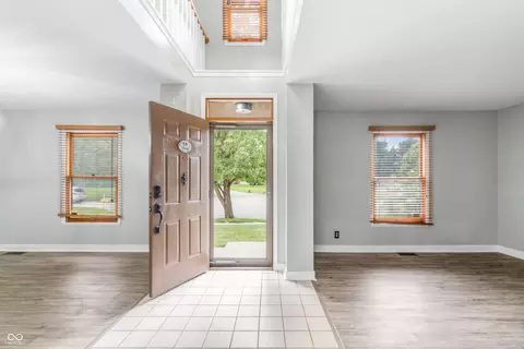 12586 Pointer Pl, Fishers, IN 46038 photo 4