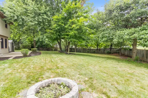 12586 Pointer Pl, Fishers, IN 46038 photo 39