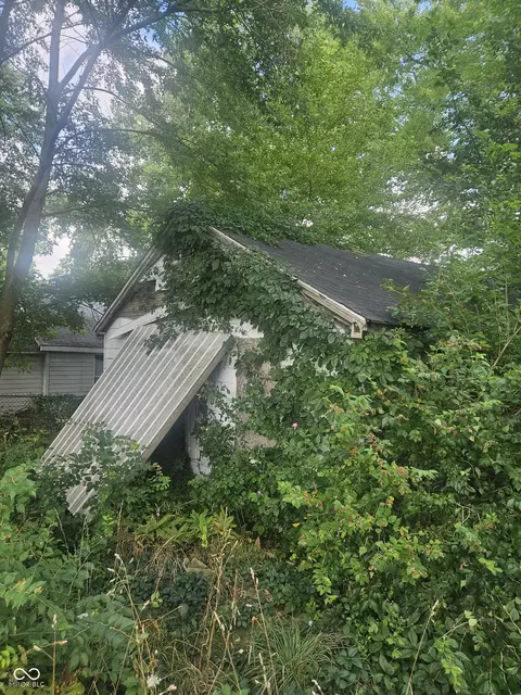 2910 E Ave, New Castle, IN 47362 photo 2