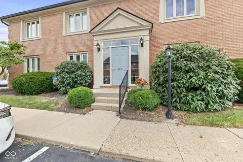8519 Canterbury Sq W #A, Indianapolis, IN 46260