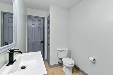 Bath - 405 E 5th St, Carthage, IN 46115 photo 2 of 2