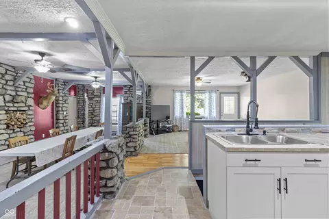 Entry Way - 405 E 5th St, Carthage, IN 46115 photo 1 of 3