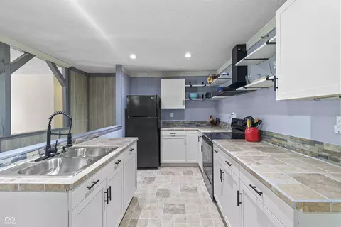Kitchen - 405 E 5th St, Carthage, IN 46115 photo 1 of 2