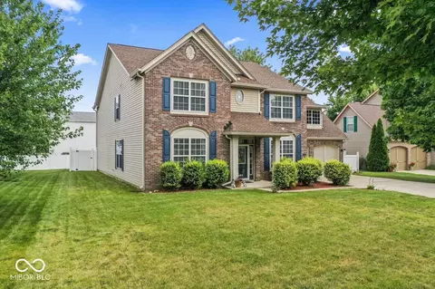10796 Chestnut Heath Ct, Noblesville, IN 46060