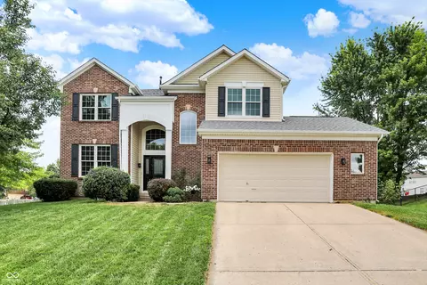 5378 Cody Ln, Greenwood, IN 46142
