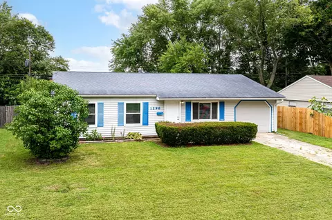 1296 Rolling Ridge Dr, Noblesville, IN 46060