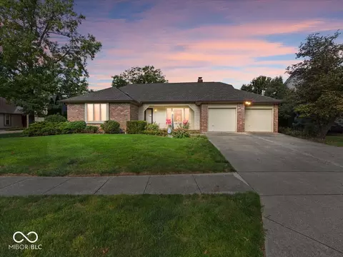 7950 Bayview Pt, Indianapolis, IN 46256