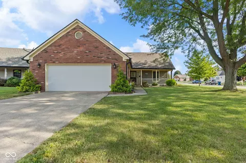 10976 Mount Vernon Trl N, Indianapolis, IN 46229