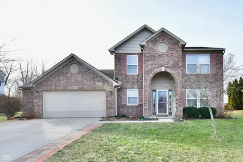 3011 Shadow Lake Dr, Indianapolis, IN 46217
